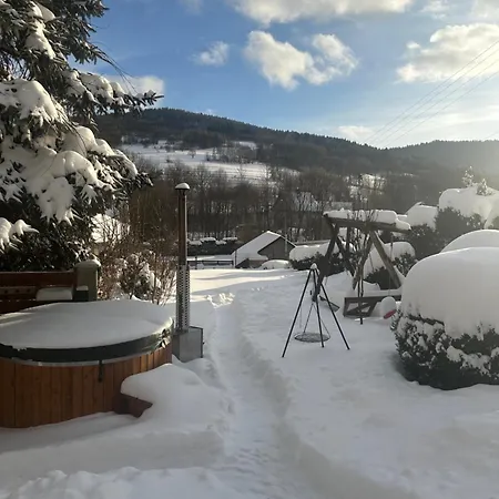 Dom W Gorach Z Kominkiem I Balia Ogrodowa Sielanka Skomielna Czarna